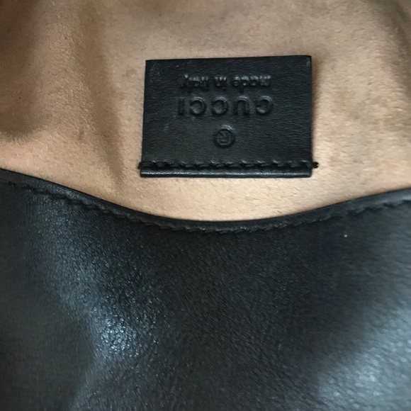 Gucci purse (used, like-new)
